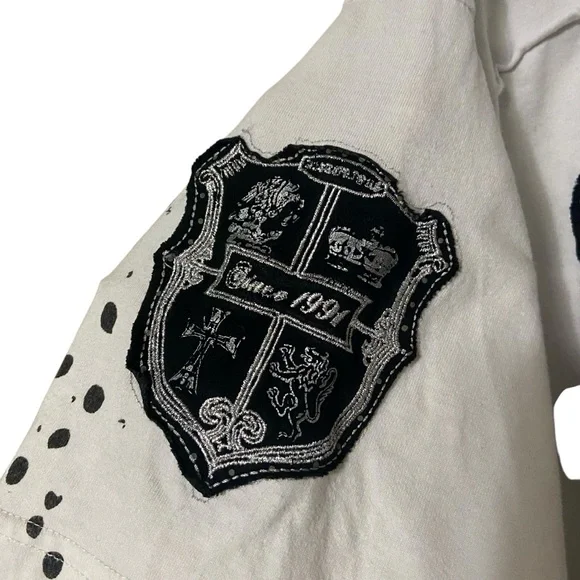 Victorious Urban Couture Graphic T Shirt Vtg Baggy White Rhinestone Goth Y2K - Picture 9 of 16